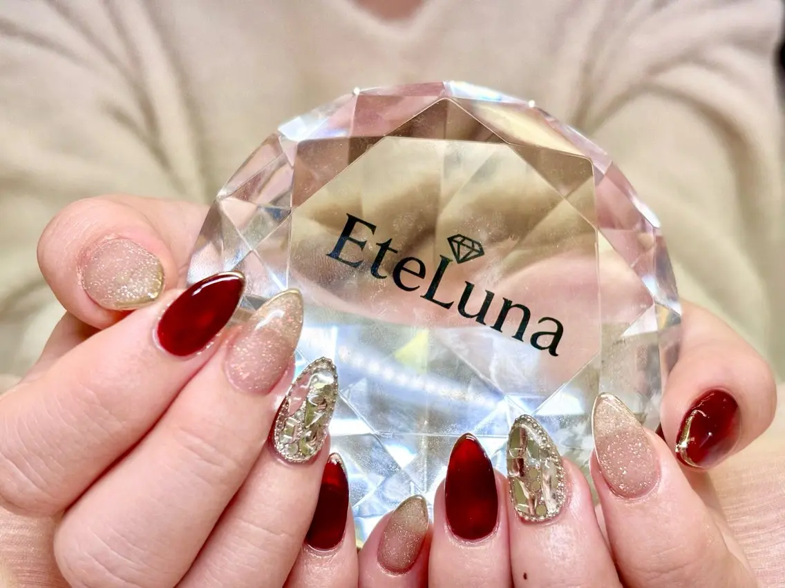 ネイル フラッシュネイル マグネットネイル ハンドネイル ハンドケア ETE LUNA NAILのネイルデザイン