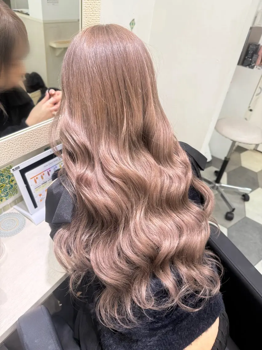 【仕上がり胸下】(整えカット/TR込)透明感カラー＋最高級エクステ50cm 60本の写真