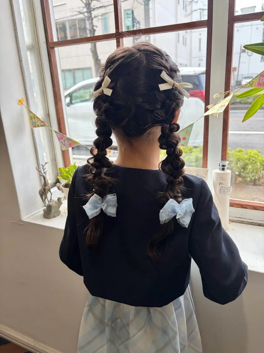 セミロング ヘアアレンジ ヘアセット Kazaoka Saraのヘアスタイル