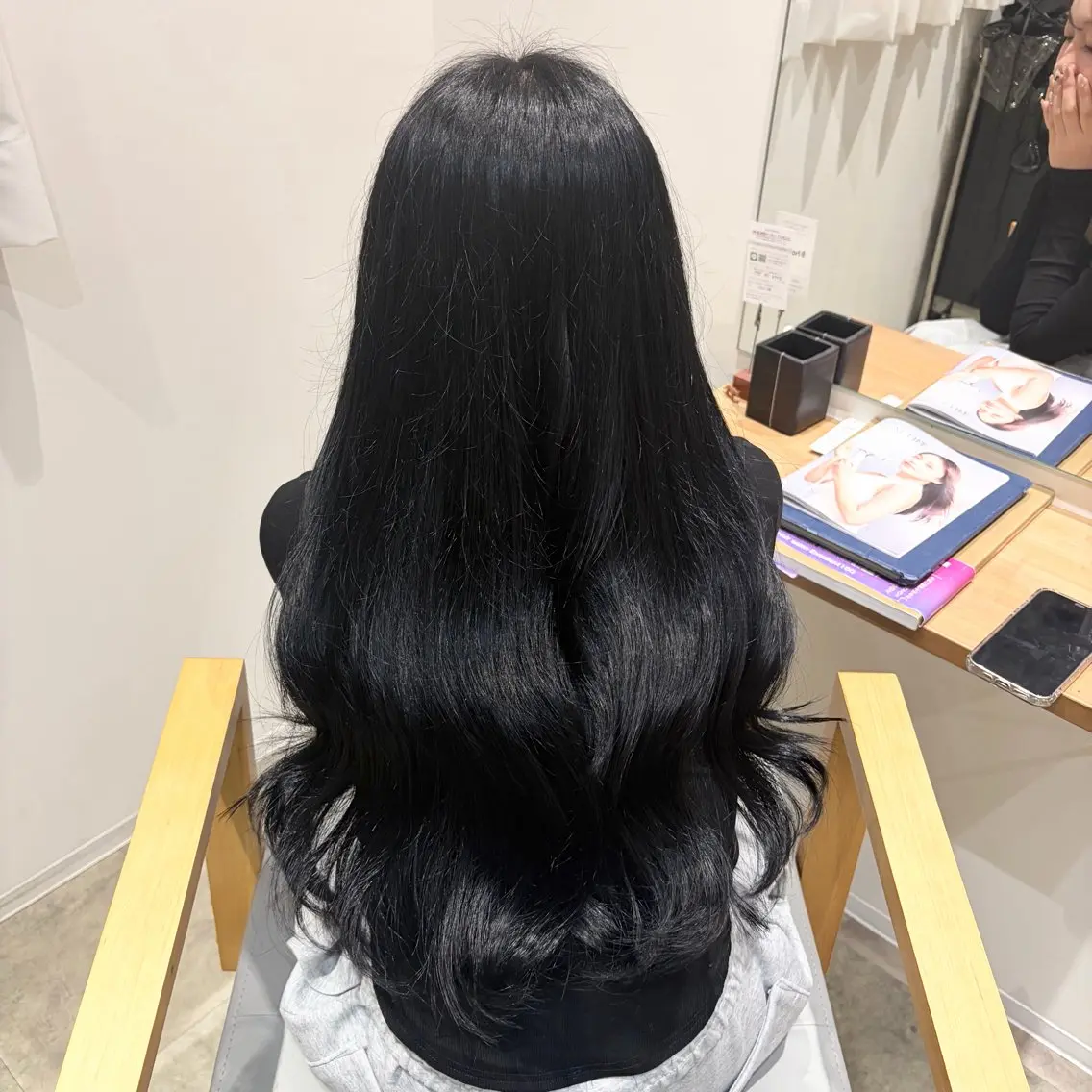 カラー 杉田 理胡のヘアスタイル