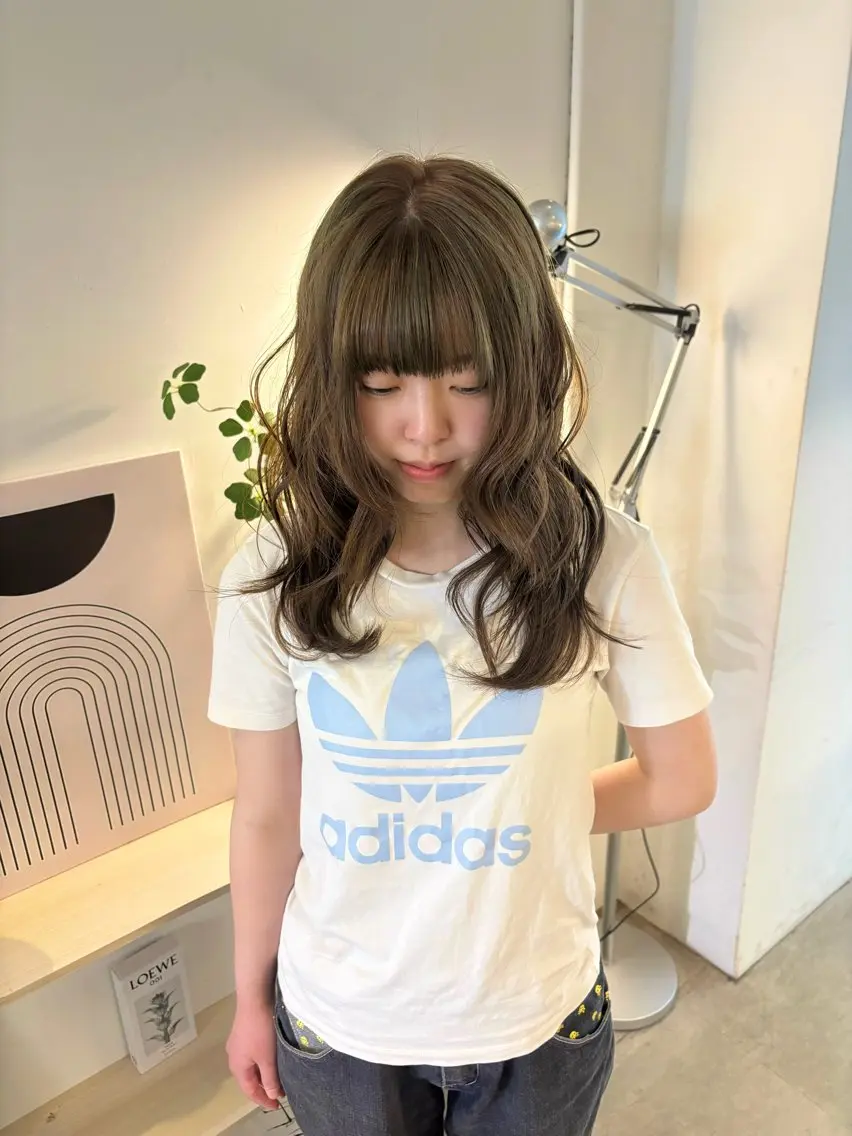 カラー ベージュカラー ブリーチ 透明感カラー ダブルカラー ブリーチなしカラー ヘアカラー ボブ 暖色カラー /rinkaのヘアスタイル