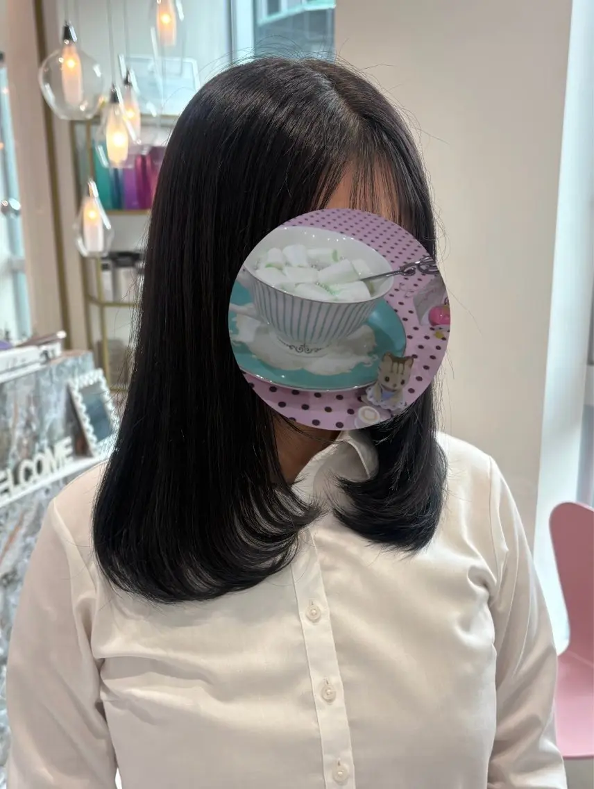 セミロング カラー ヘアカラー MONA kurea🐾のヘアスタイル