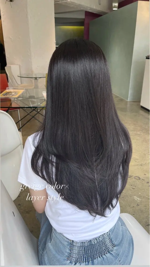 ロング レイヤーカット ロング カット ヘアカラー レイヤーカット✂︎ きじま　まなのヘアスタイル
