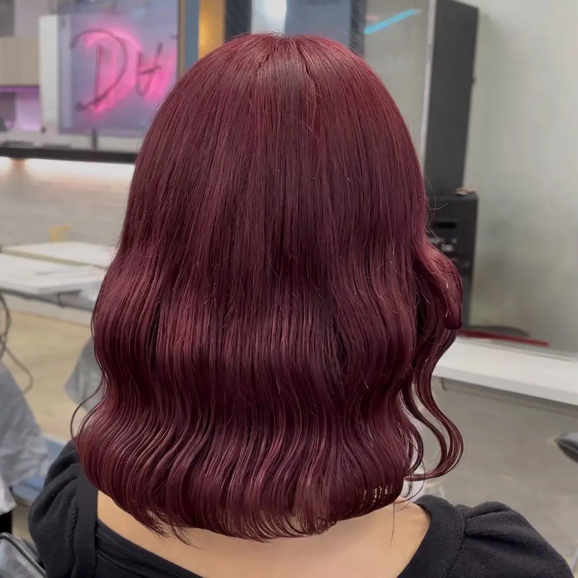 ミディアム カラー ヘアカラー トリートメント 縮毛矯正✨/レイヤー /艶カラー✨レオンのヘアスタイル