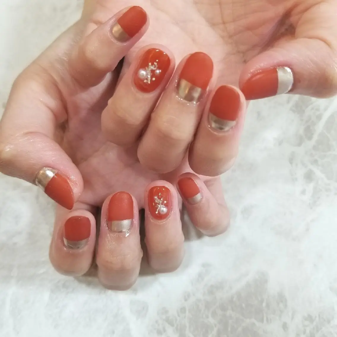 ネイル マットネイル ミラーネイル ハンドネイル nijiiro🌈 サトウのネイルデザイン
