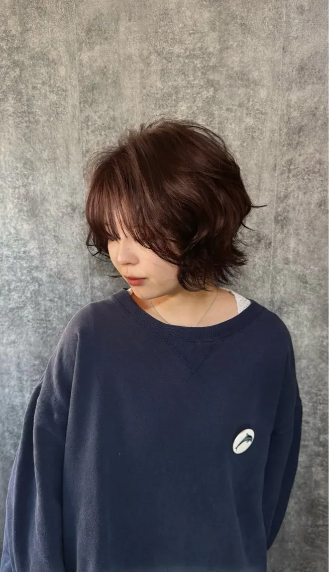 カラー CAPSULE Anjuのヘアスタイル
