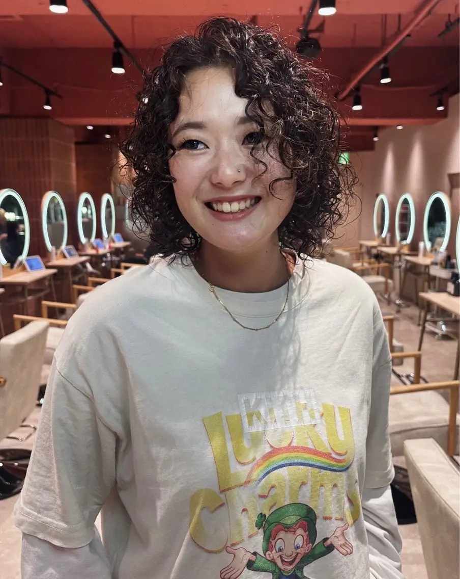 ショート パーマ 髪質改善　ネイル コトミ🐸のヘアスタイル