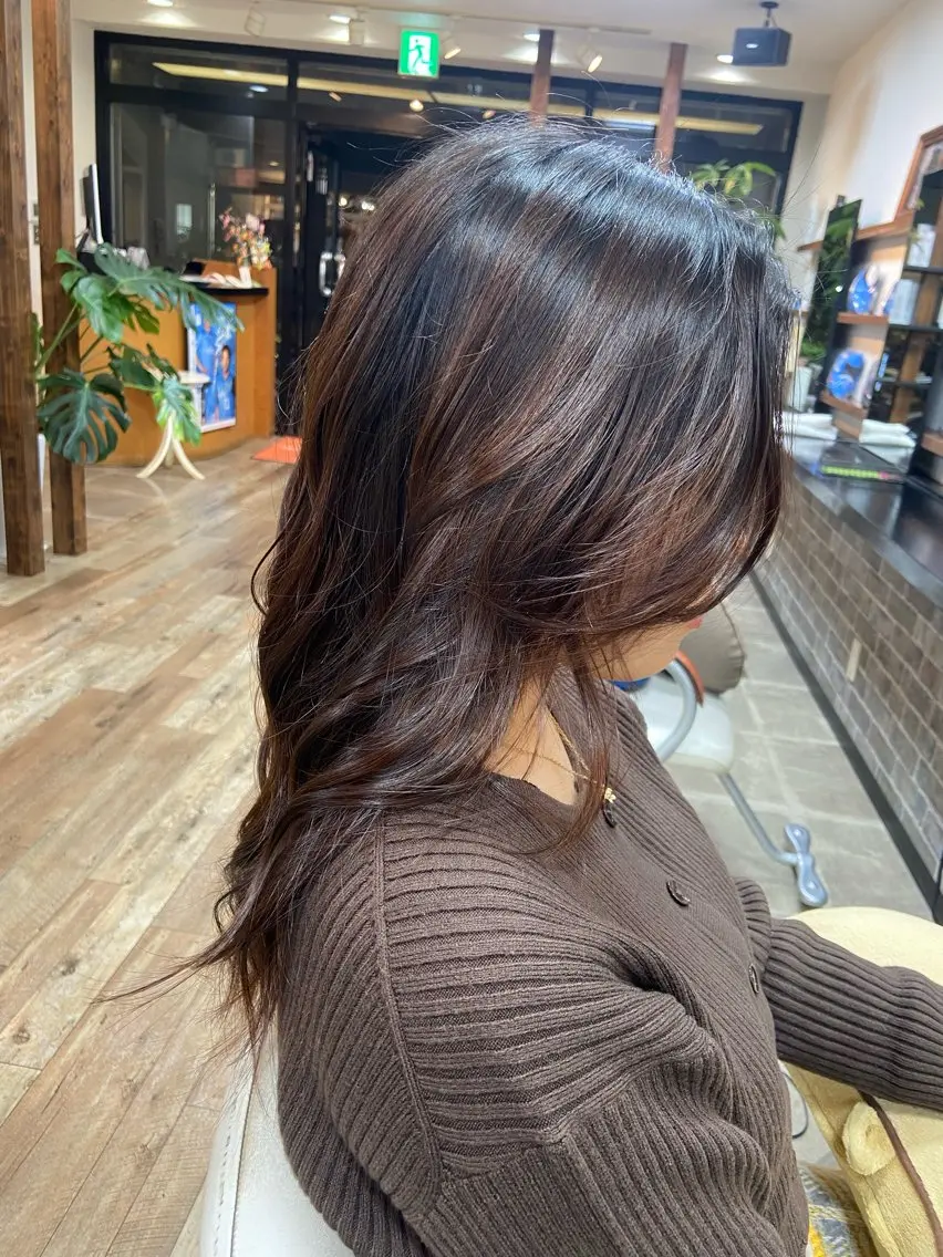 セミロング ヘアアレンジ レイヤーカット イツキ🌕デザインカ ラー🥨髪質改善🫧のヘアスタイル