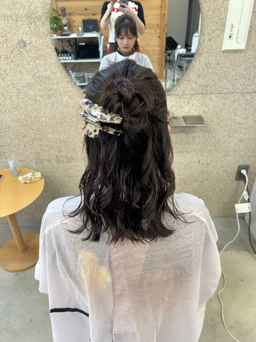 セミロング ヘアアレンジ ヘアセット SiLO Yukinaのヘアスタイル