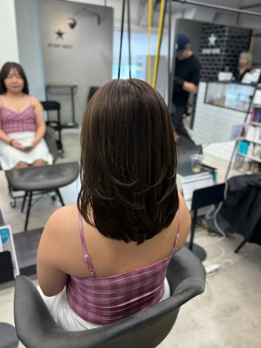 ミディアム ミディアムレイヤー 韓国風ヘア レイヤーカット カット ヘアカラー トリートメント 💗韓国ヘア/髪質改 善💗若菜あいこのヘアスタイル