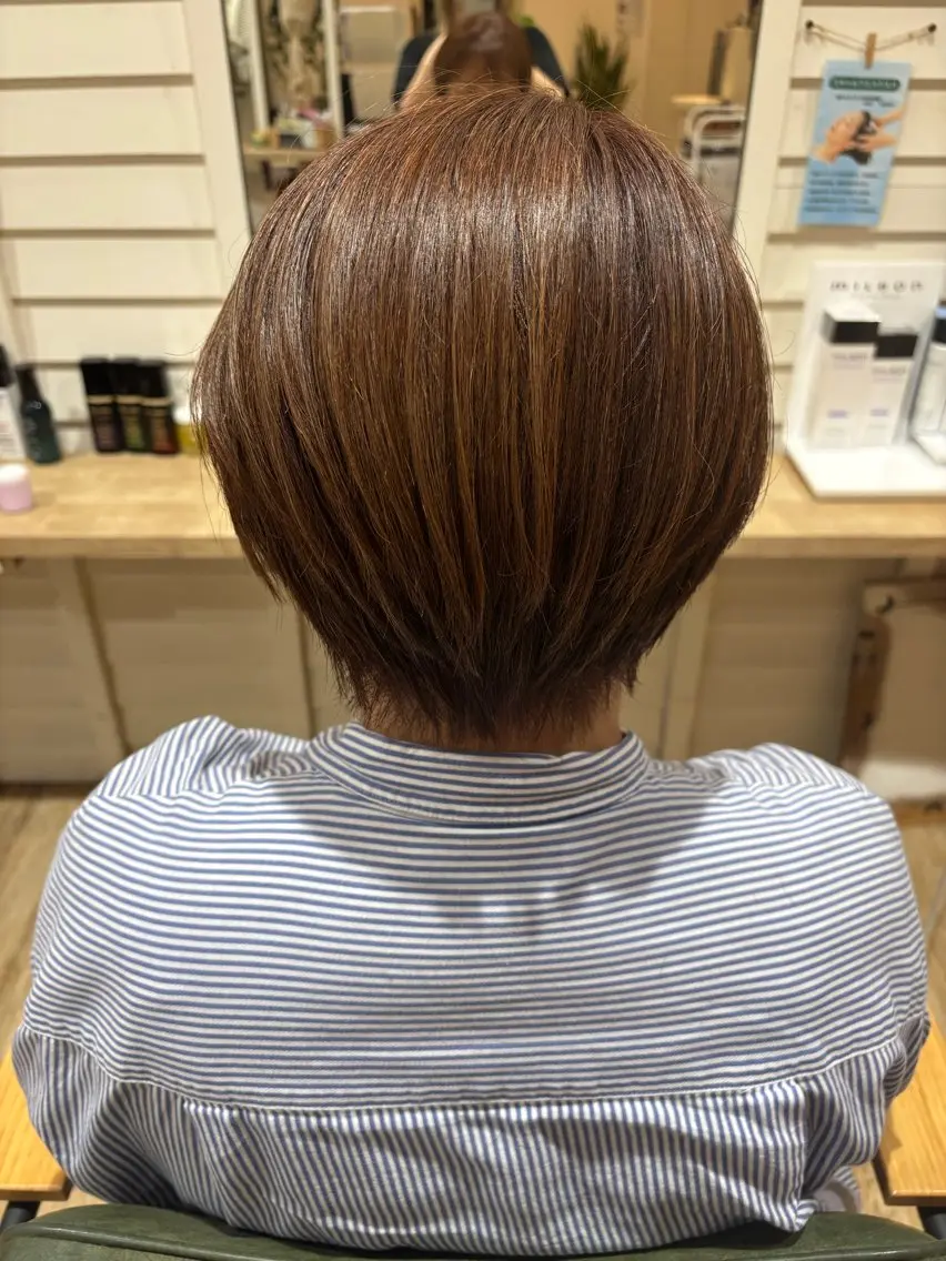 ショート 有木 咲良のヘアスタイル
