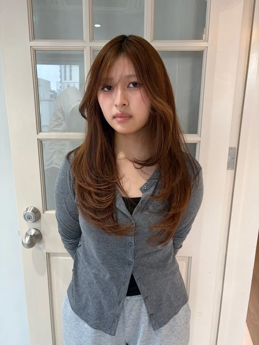ロング レイヤーカット 光岡 玲遠のヘアスタイル