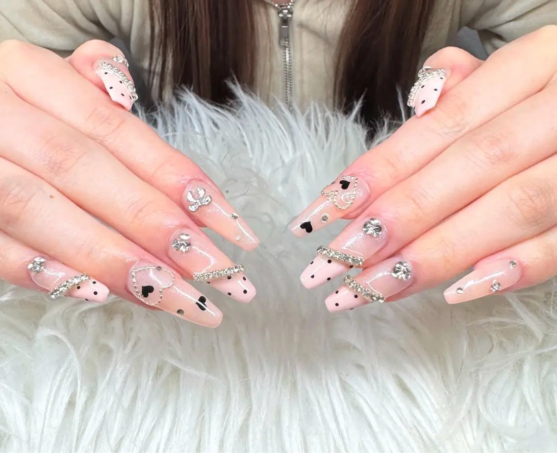 ネイル ハンドネイル Anmi Nailsのネイルデザイン