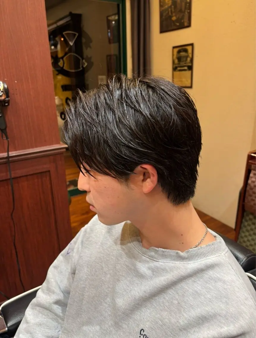 ミディアム ヤマザキ ユキヤのヘアスタイル