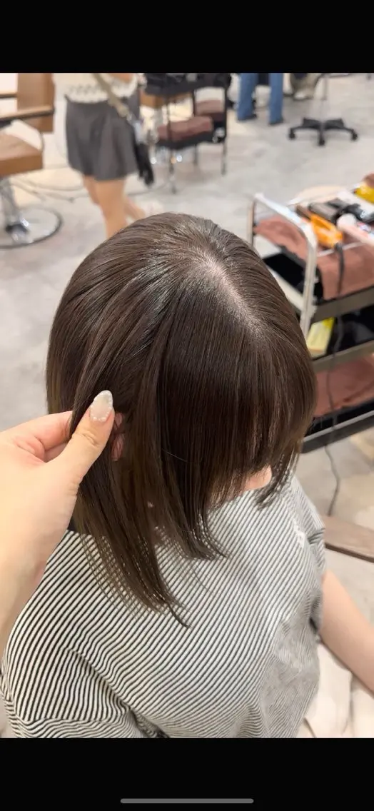 ミディアム カラー アッシュ アッシュブラウン ベージュカラー 黒髪 ブリーチ 赤み無し柔らかカラー 【梅田】madokaのヘアスタイル