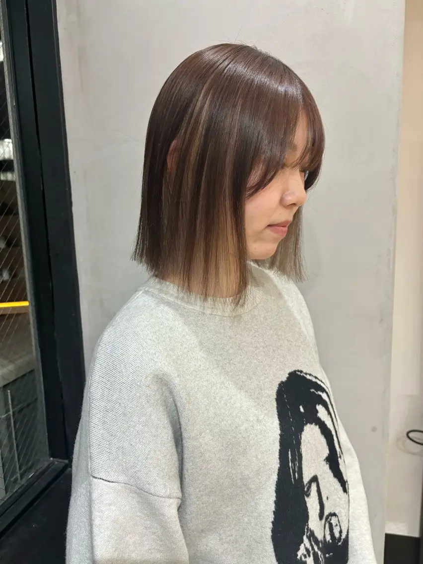 ミディアム カット ヘアカラー Megu/ベージュ/ 透明感カラーのヘアスタイル