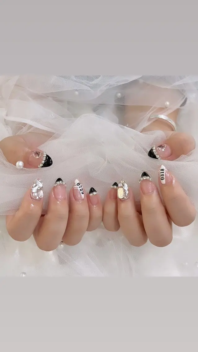 ネイル SALON ELVI.のネイルデザイン
