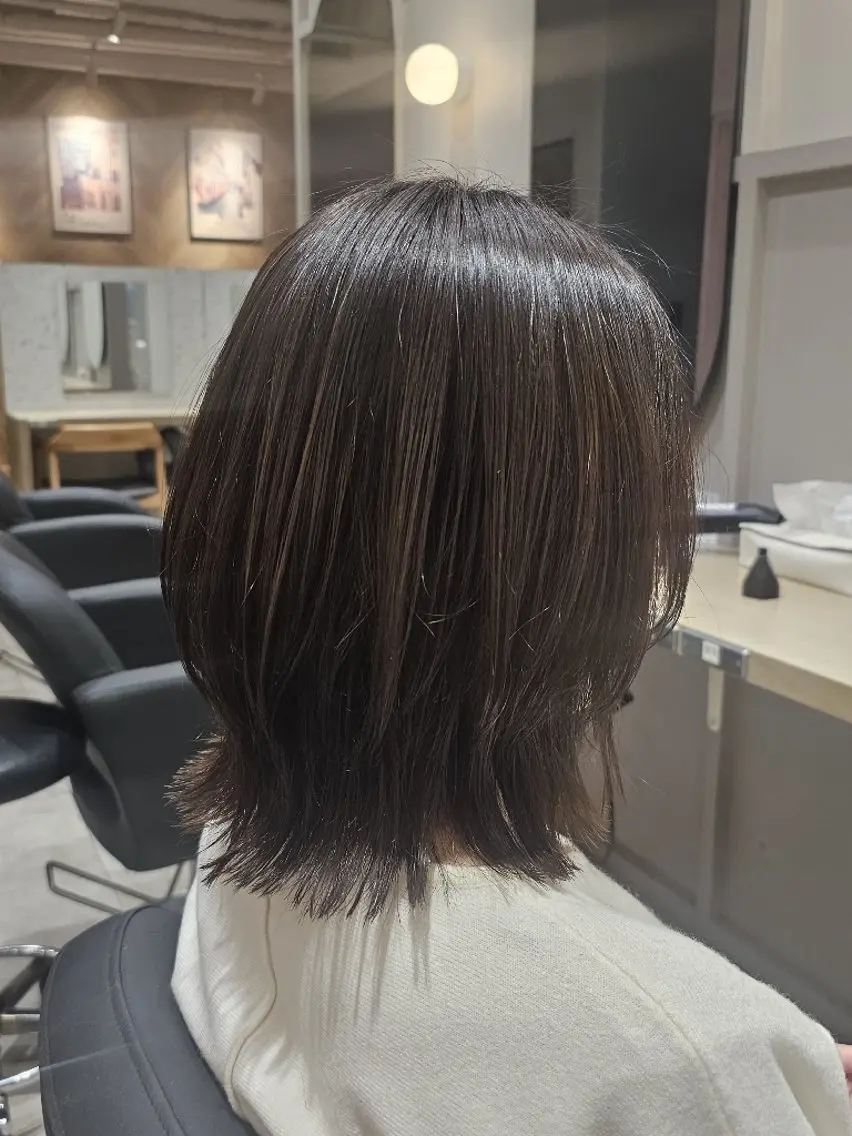 ミディアム ミディアムレイヤー レイヤーカット カット ヘアカラー 🍀☘️阿部 誉叶☘️🍀のヘアスタイル