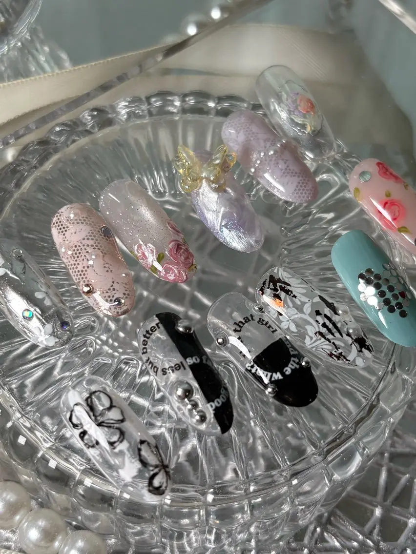 ネイル ハンドネイル .8 HAREのネイルデザイン