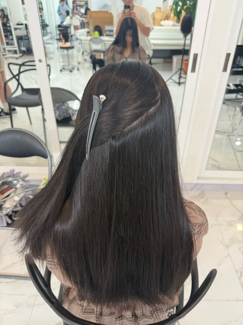 ロング カラー りきと🦋河原町 縮毛矯正/艶カラーのヘアスタイル