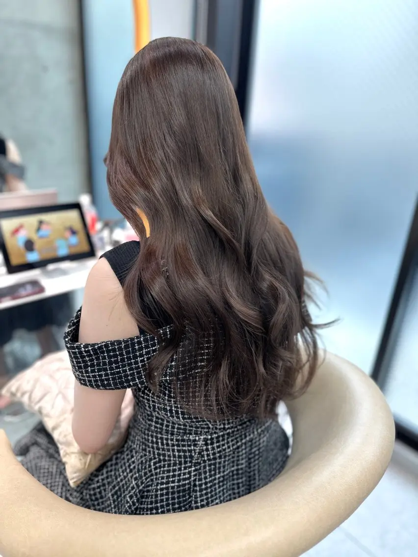セミロング カラー カット ヘアカラー トリートメント 《髪質改善✖️オリー ブ🧸》小嶋拓也のヘアスタイル