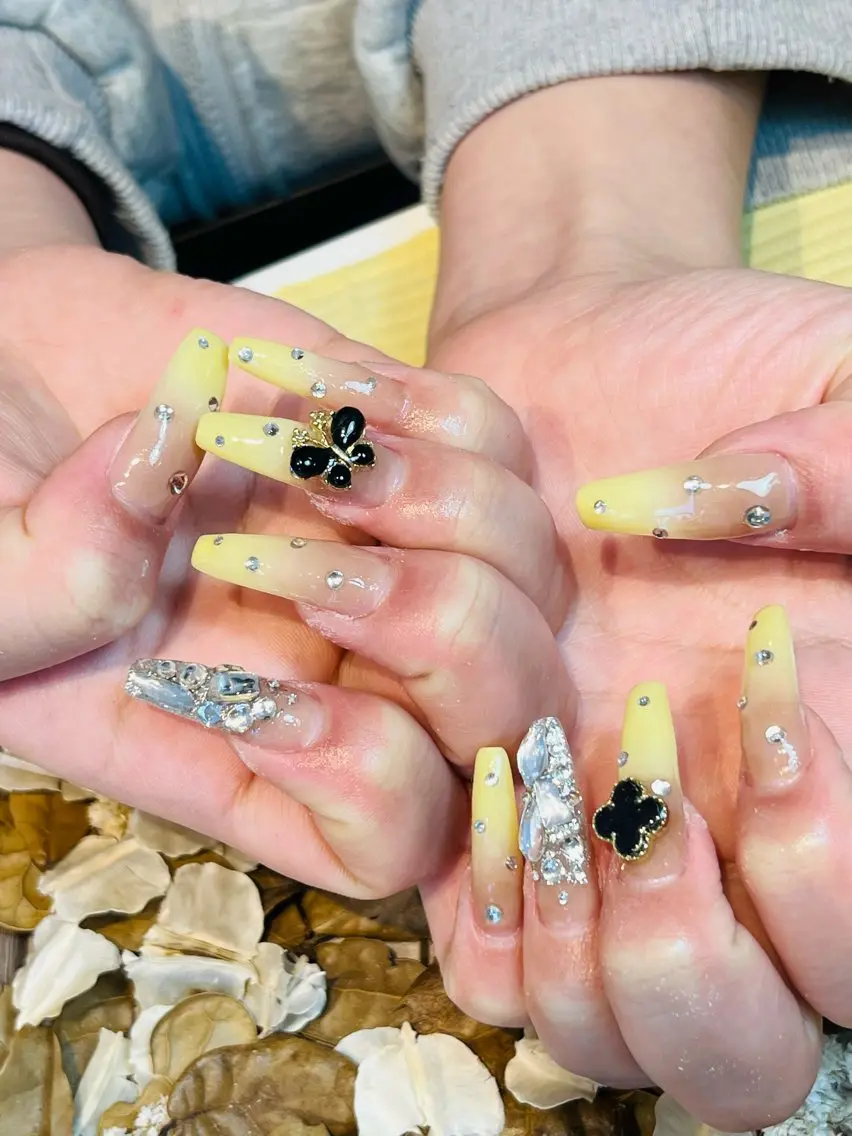 ネイル ハンドネイル Brodia nailsのネイルデザイン