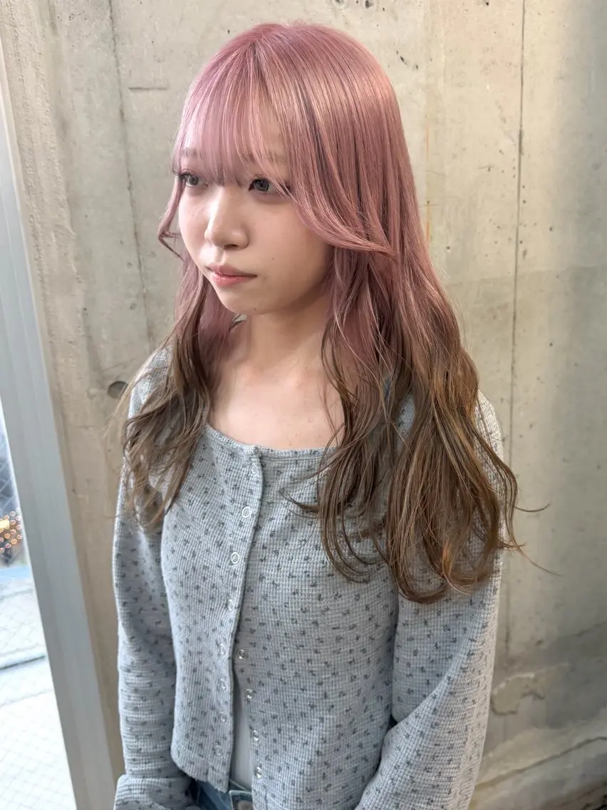 ロング カラー ブラウンカラー グラデーションカラー ピンクカラー ヘアカラー SHOTO ハイトー ン/ブロンドカラーのヘアスタイル