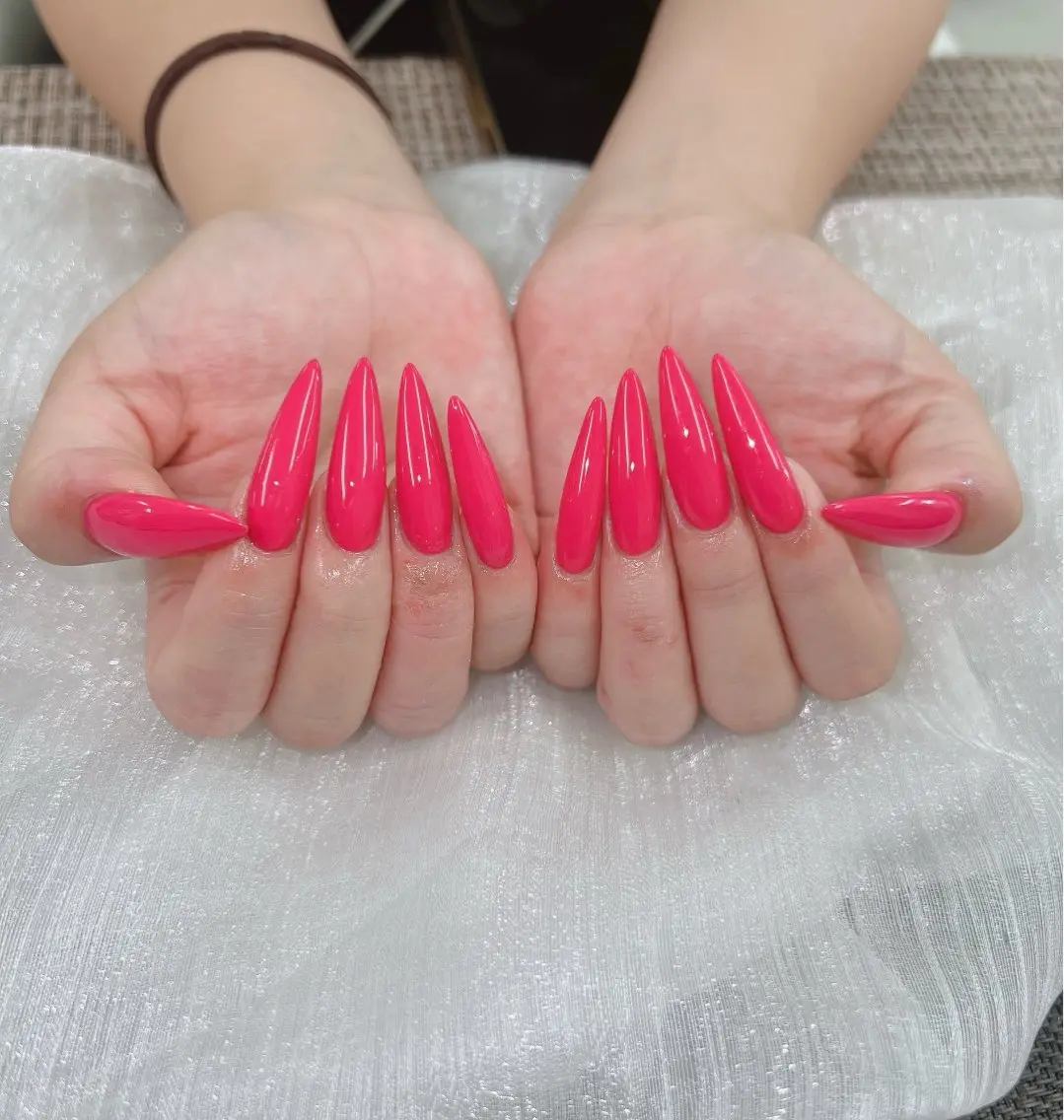 ネイルチップ10本長さ出し+ワンカラー💖の写真