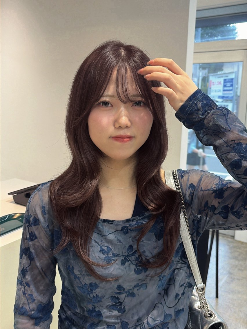 セミロング ヘアカラー mihane fit hueのヘアスタイル
