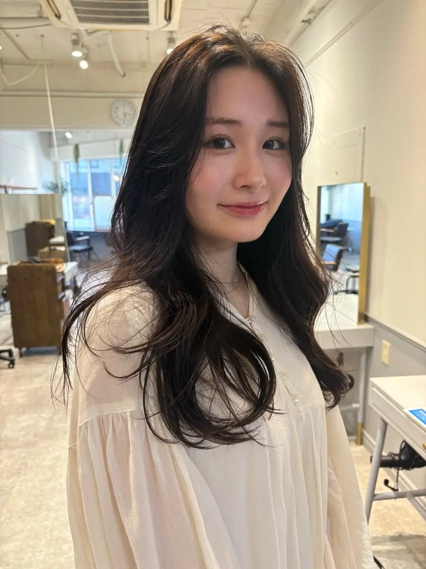 ロング SIKI yuuna レイヤーカット🪽のヘアスタイル