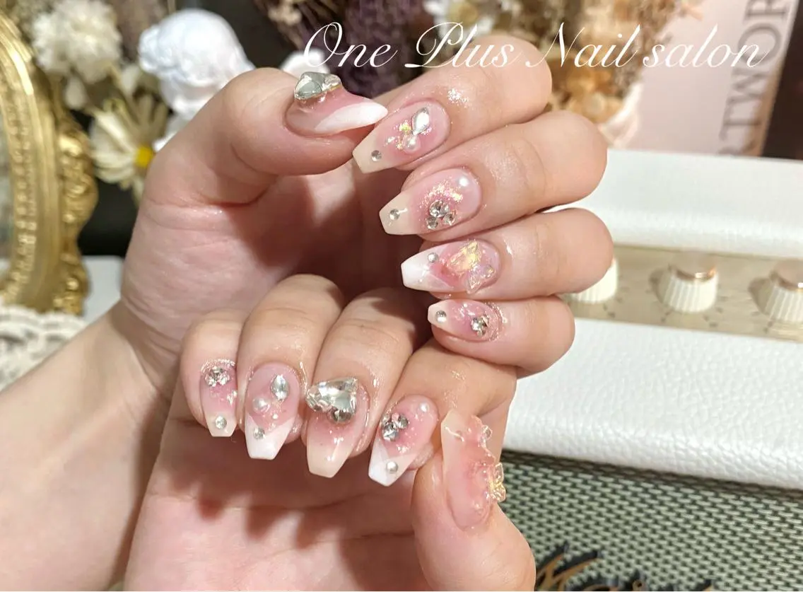 ネイル One Plus Nail Salonのネイルデザイン