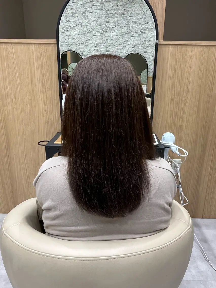 カラー 東條 早希のヘアスタイル