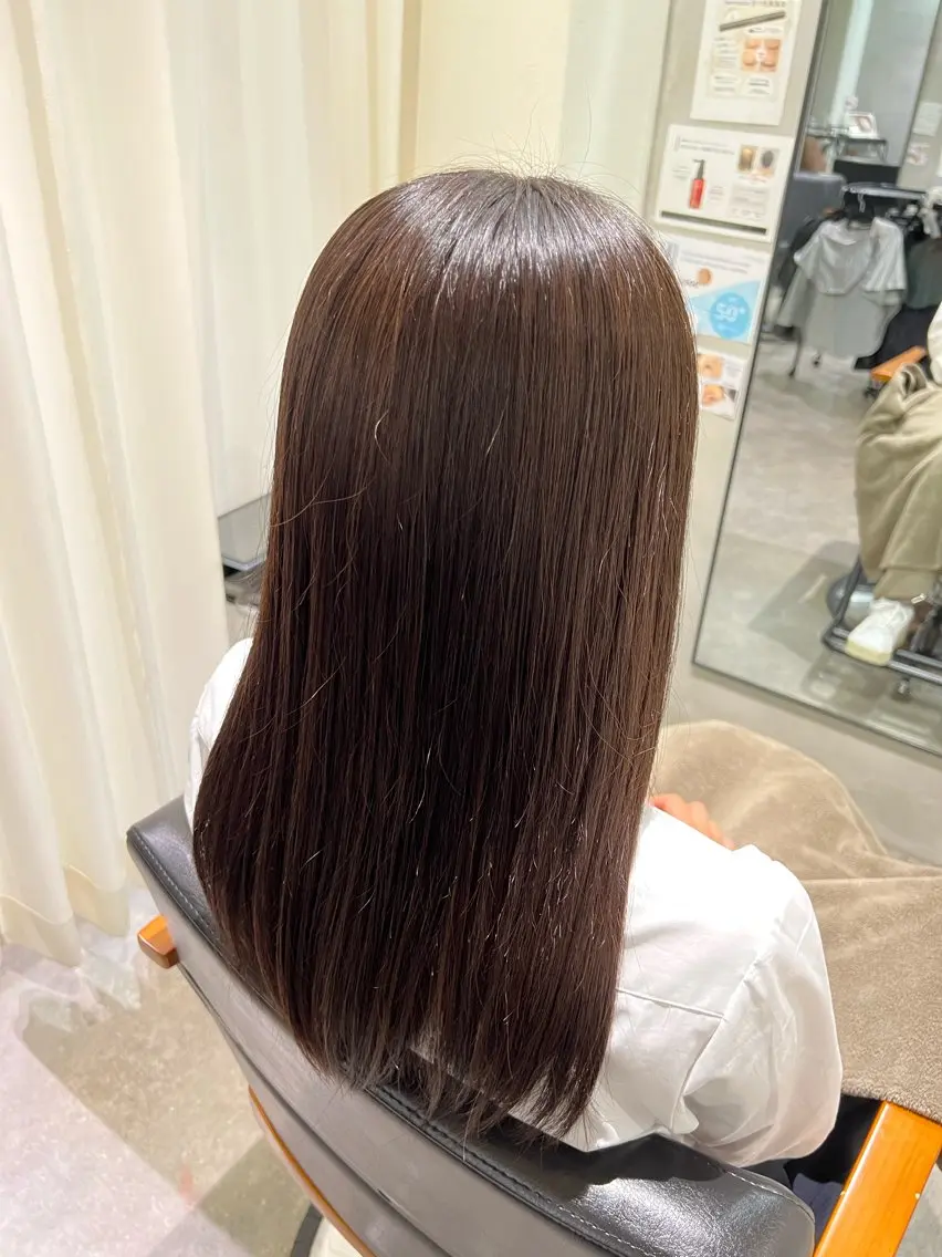 セミロング ヘアカラー トリートメント 中山 琴葉のヘアスタイル