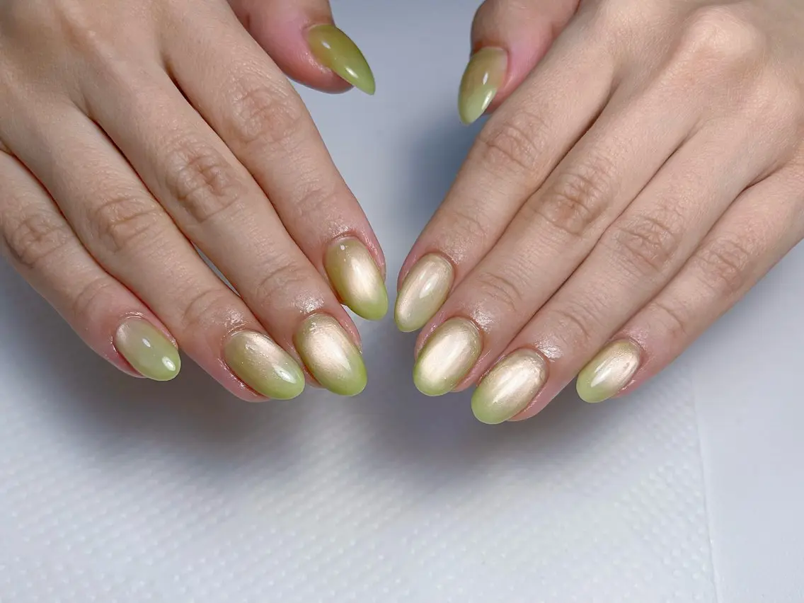 ネイル マグネットネイル 持ち込み ワンホンネイル ハンドネイル 心斎橋Mione nail salonのネイルデザイン