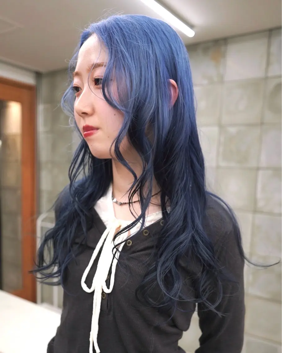ロング カラー ブルーカラー グラデーションカラー カット ヘアカラー トリートメント Kaito🐶 /デザイン/レイヤーのヘアスタイル