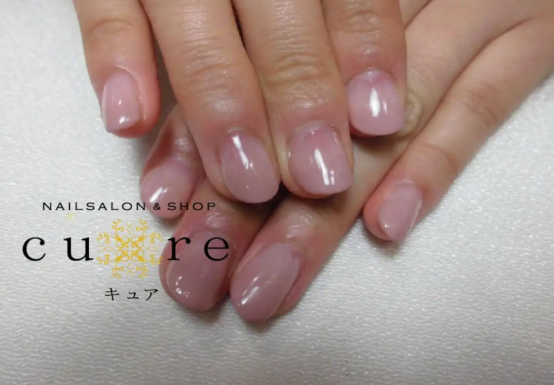 ショート ネイル グラデーション ネイルサロン Cureのネイルデザイン