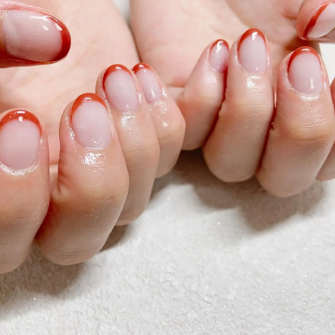 ネイル オーロラネイル フラワーネイル フットネイル フレンチネイル ジェルネイル mogunail &blowのネイルデザイン
