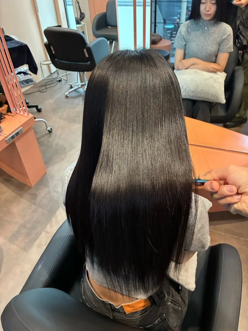 ロング ヘアカラー トリートメント レイヤー透明感カラー ワタルのヘアスタイル