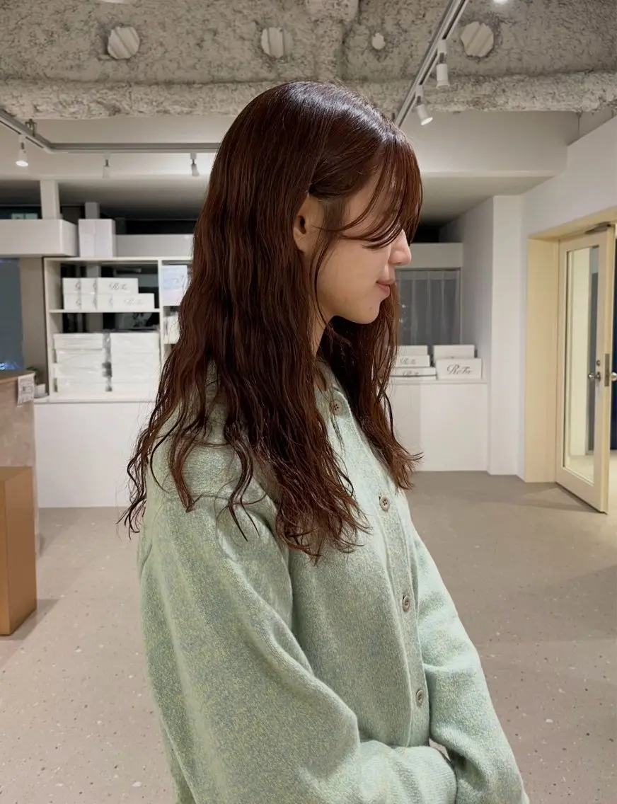 ロング 鍛治 美月稀のヘアスタイル