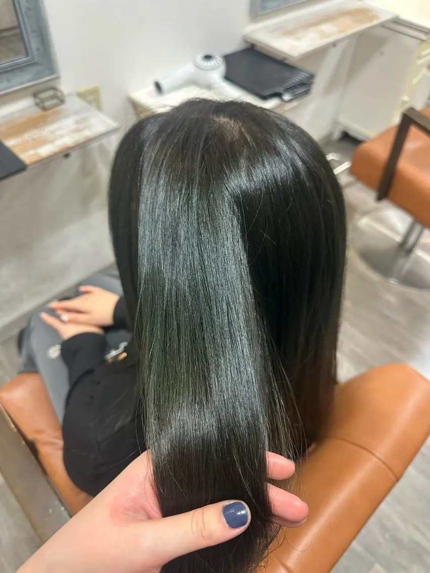 ミディアム カラー ブリーチ ブリーチなしカラー オリーブカラー カット ヘアカラー 【本陣】カット募集 🍒ちぇりー🍒のヘアスタイル