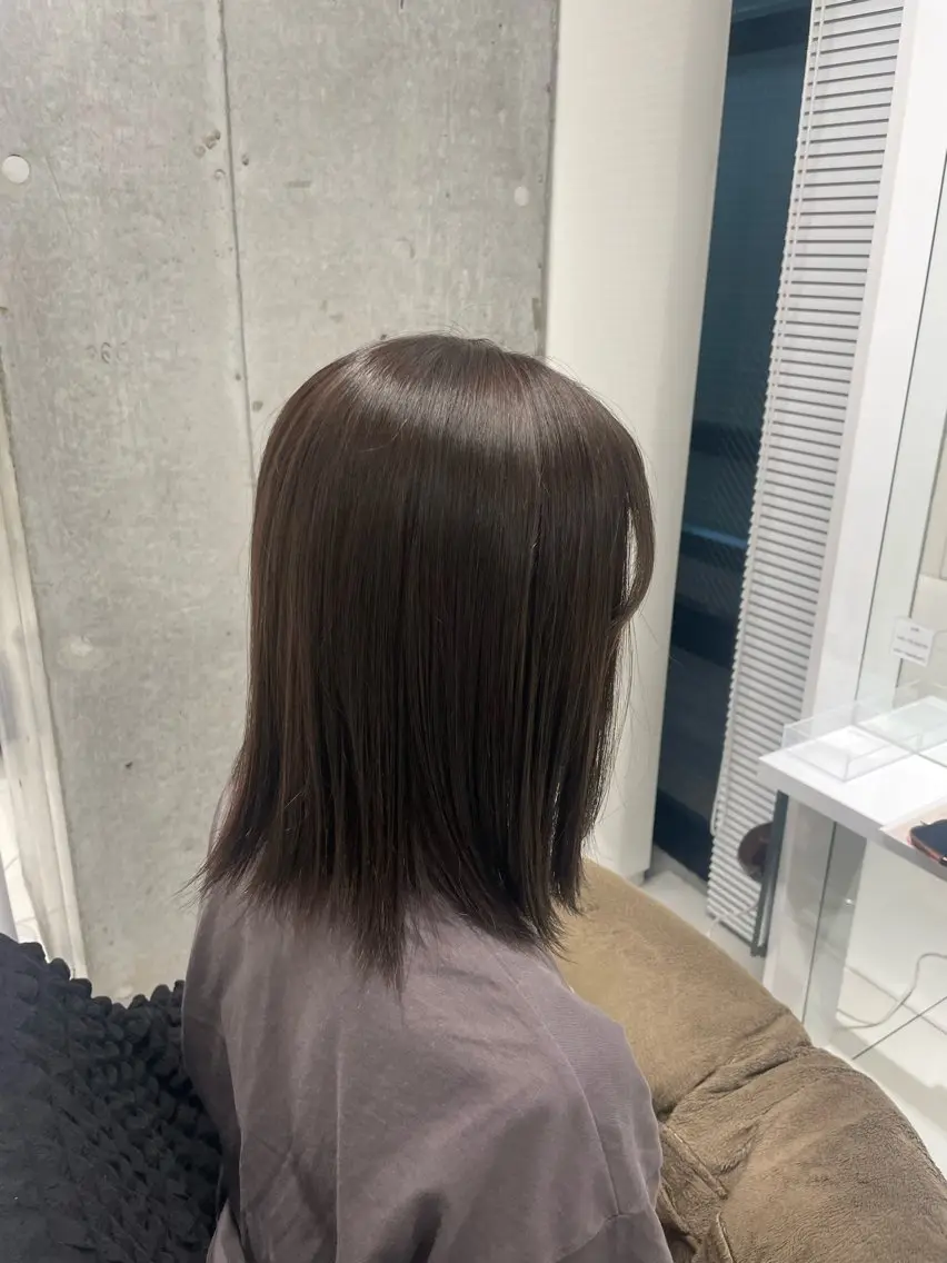 ミディアム カラー ブラウンカラー 卒業式のヘアスタイル yuzuna ハイトーン 天神のヘアスタイル