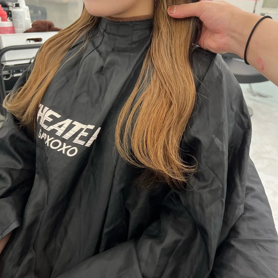 セミロング カラー ヘアカラー トリートメント ヘッドスパ ヘアセット 韓国スタイル🇰🇷 トレンドレイヤー🪡のヘアスタイル