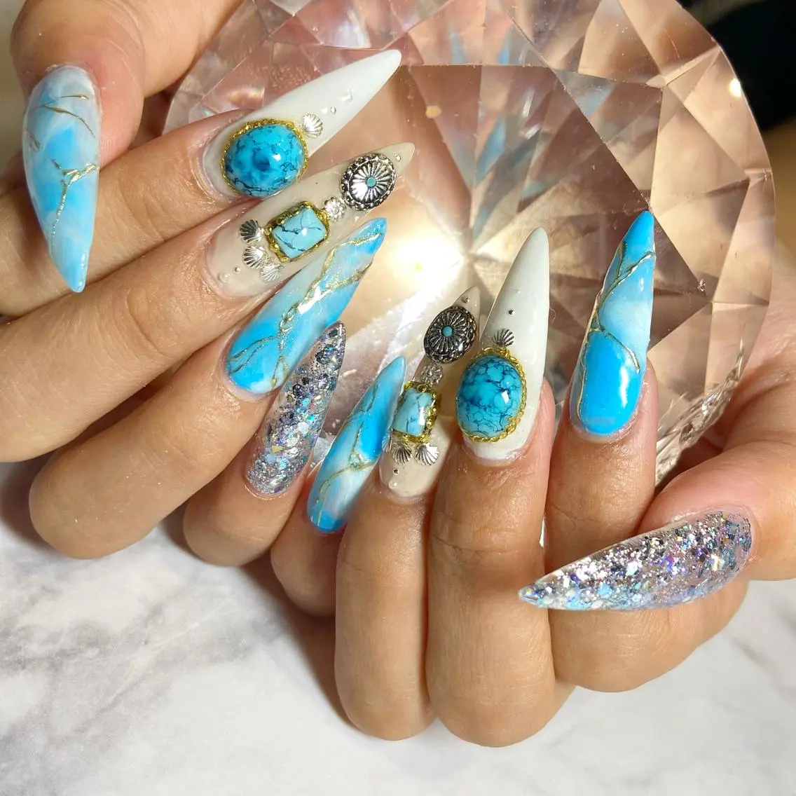 ネイル ロングネイル 持ち込み ハンドネイル YUN 💅のネイルデザイン