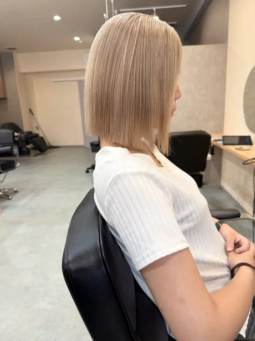 ショート ヘアカラー suii..hair designのヘアスタイル