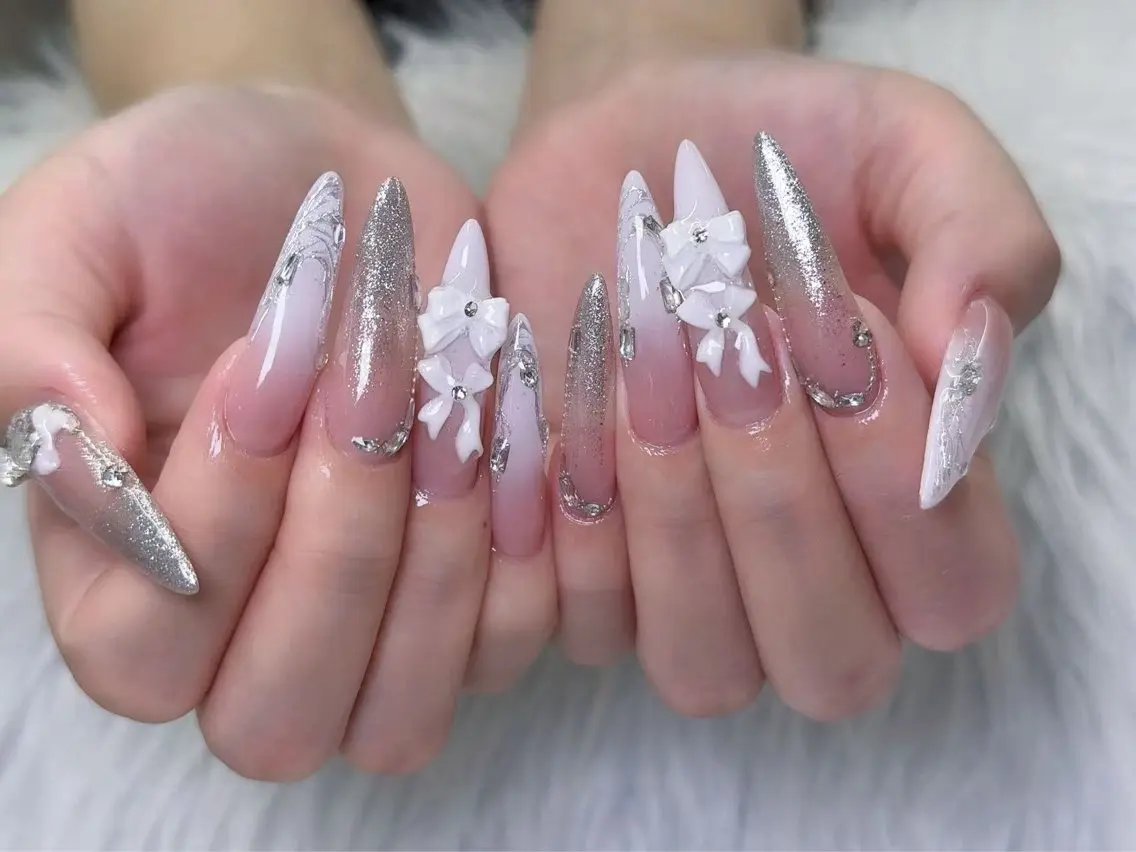 ネイル Glow Nail スカルプ専門店のネイルデザイン