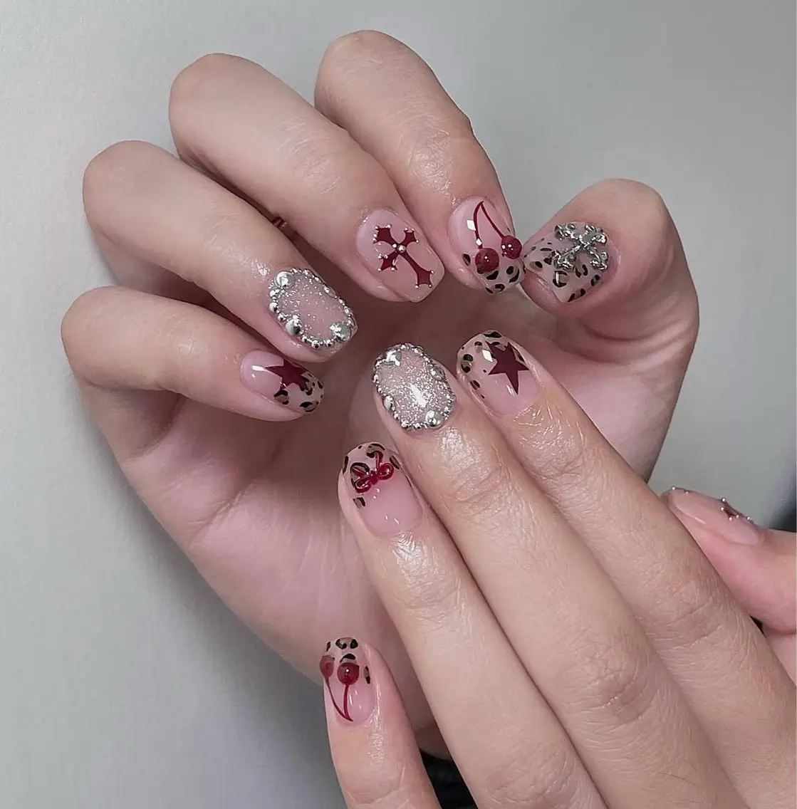 ネイル 🎀PG🩵 ネイルサロンのネイルデザイン