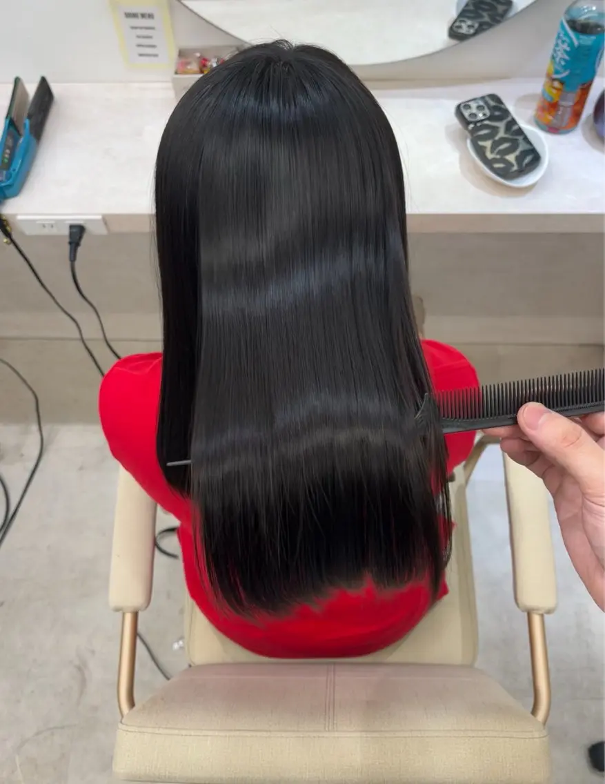 セミロング カット ヘアカラー 縮毛矯正 トリートメント 髪質改善/縮毛矯正 梅田茶屋町/西尾祐作のヘアスタイル