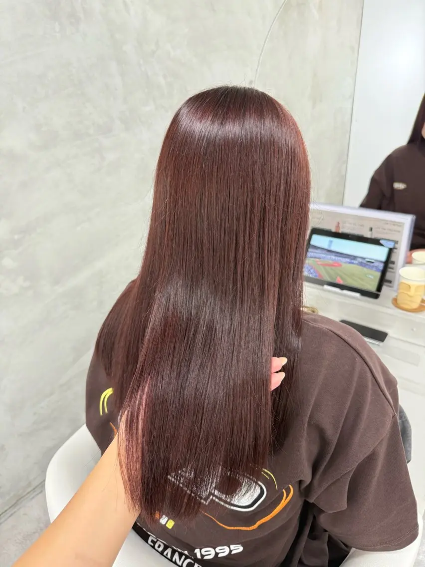 ロング カラー カット ヘアカラー トリートメント yuuna ✮ door whiteのヘアスタイル
