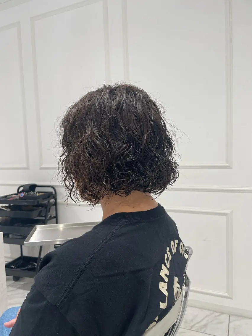 レディースカット＋パーマ👩🏻‍🦱の写真