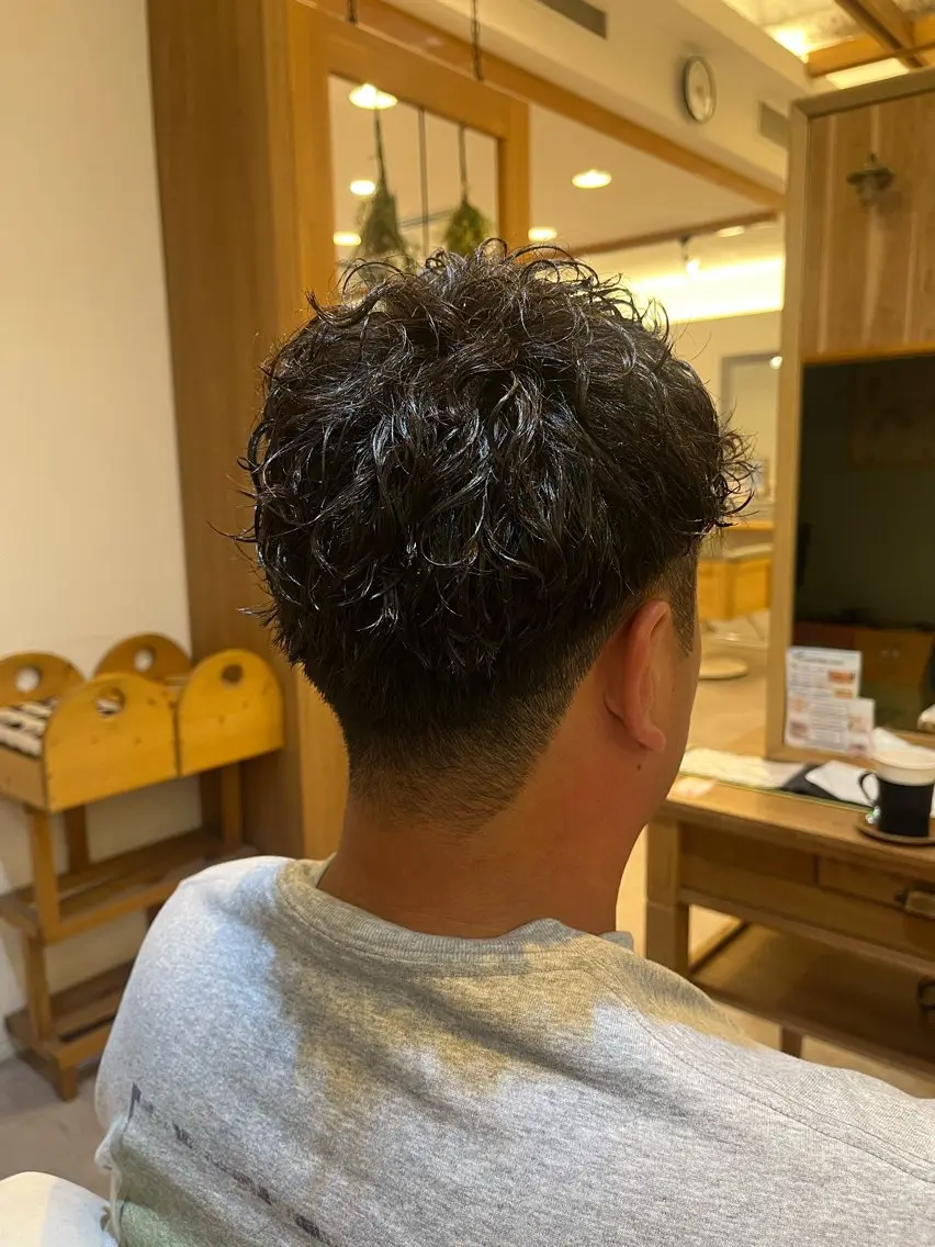 パーマ メンズ ete カイエダのヘアスタイル